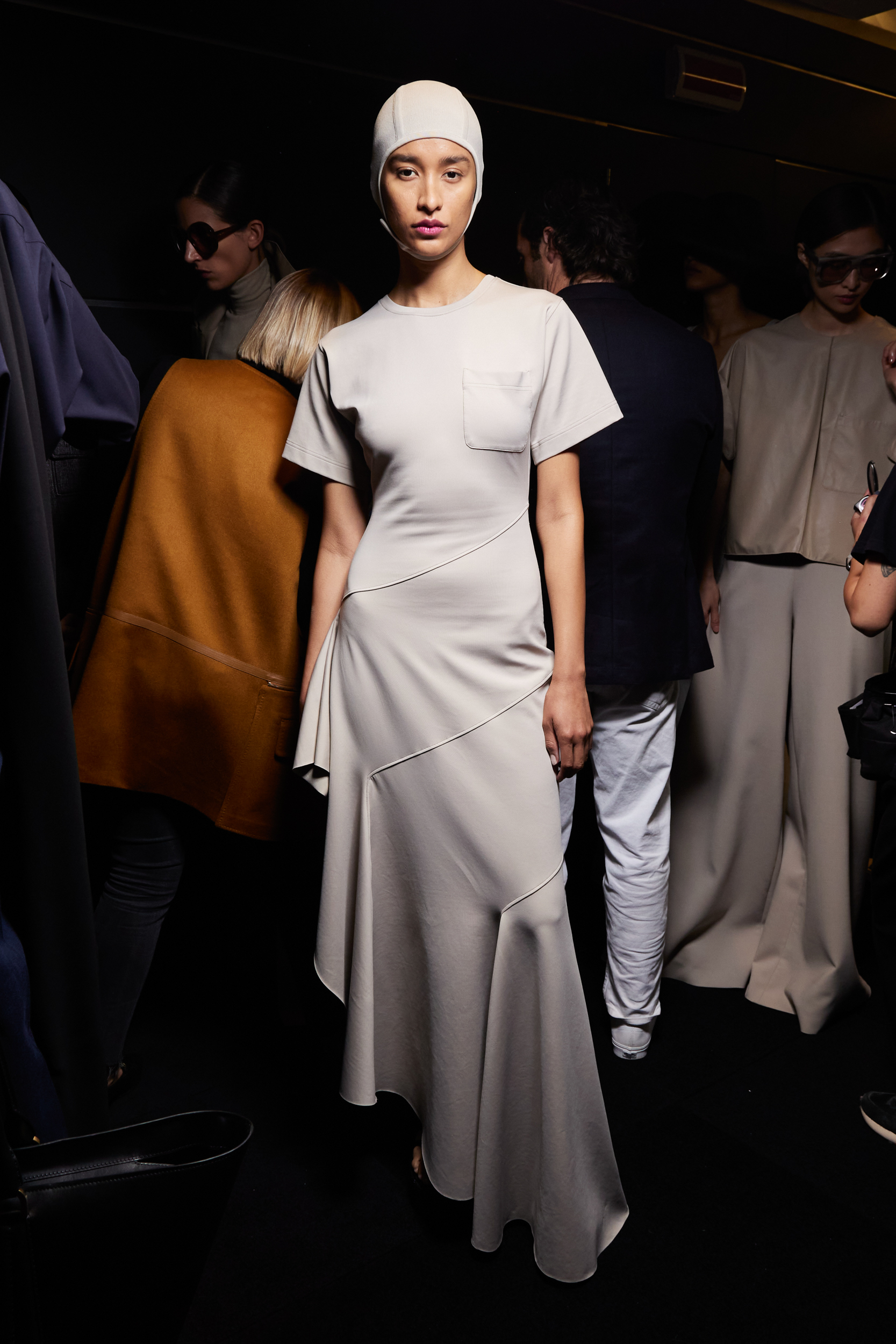 Max Mara  Spring 2023 Fashion Show Backstage