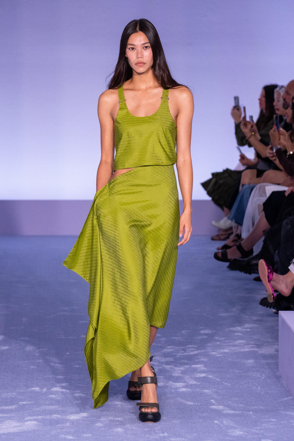 Brandon Maxwell 2022 Pre-Fall Autumn Womens Looks, Fashion Forward  Forecast, Curated Fashion Week Runway Shows & Season Collections, Trendsetting Styles by Designer Brands