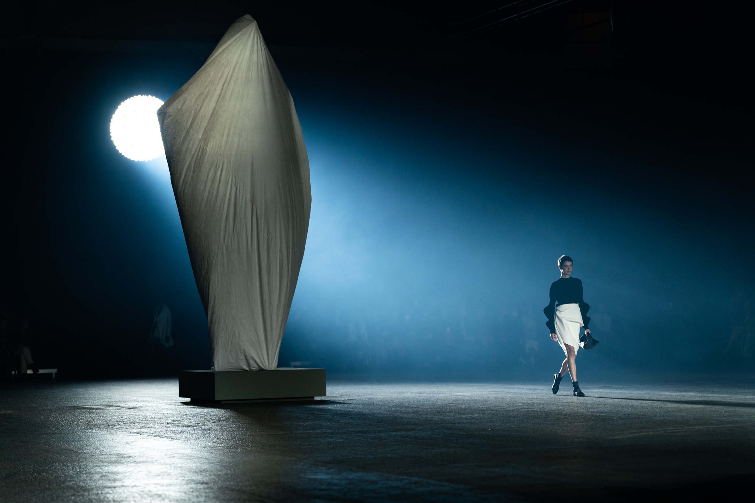 Issey Miyake Spring 2023 Fashion Show Atmosphere