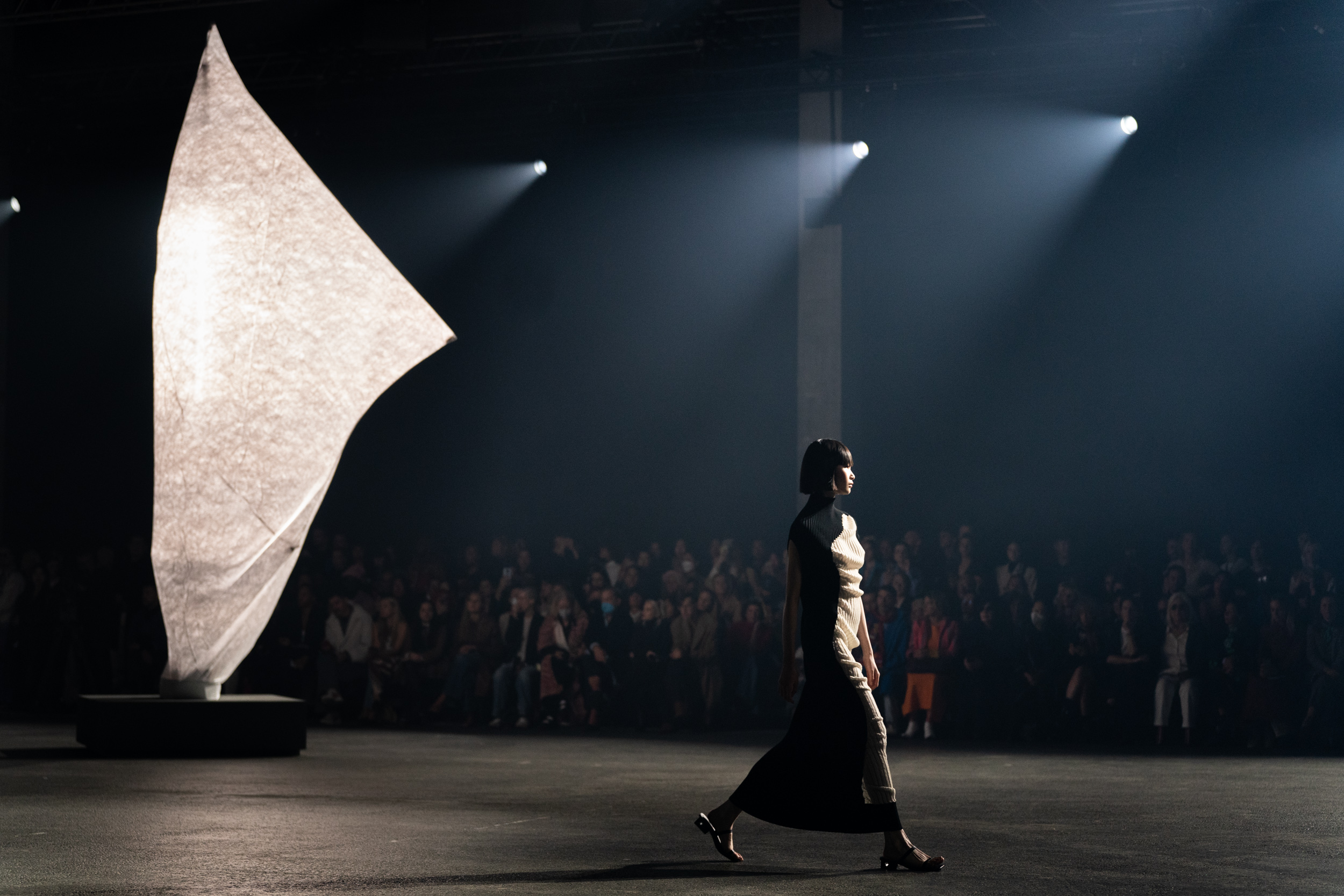 Issey Miyake Spring 2023 Fashion Show Atmosphere
