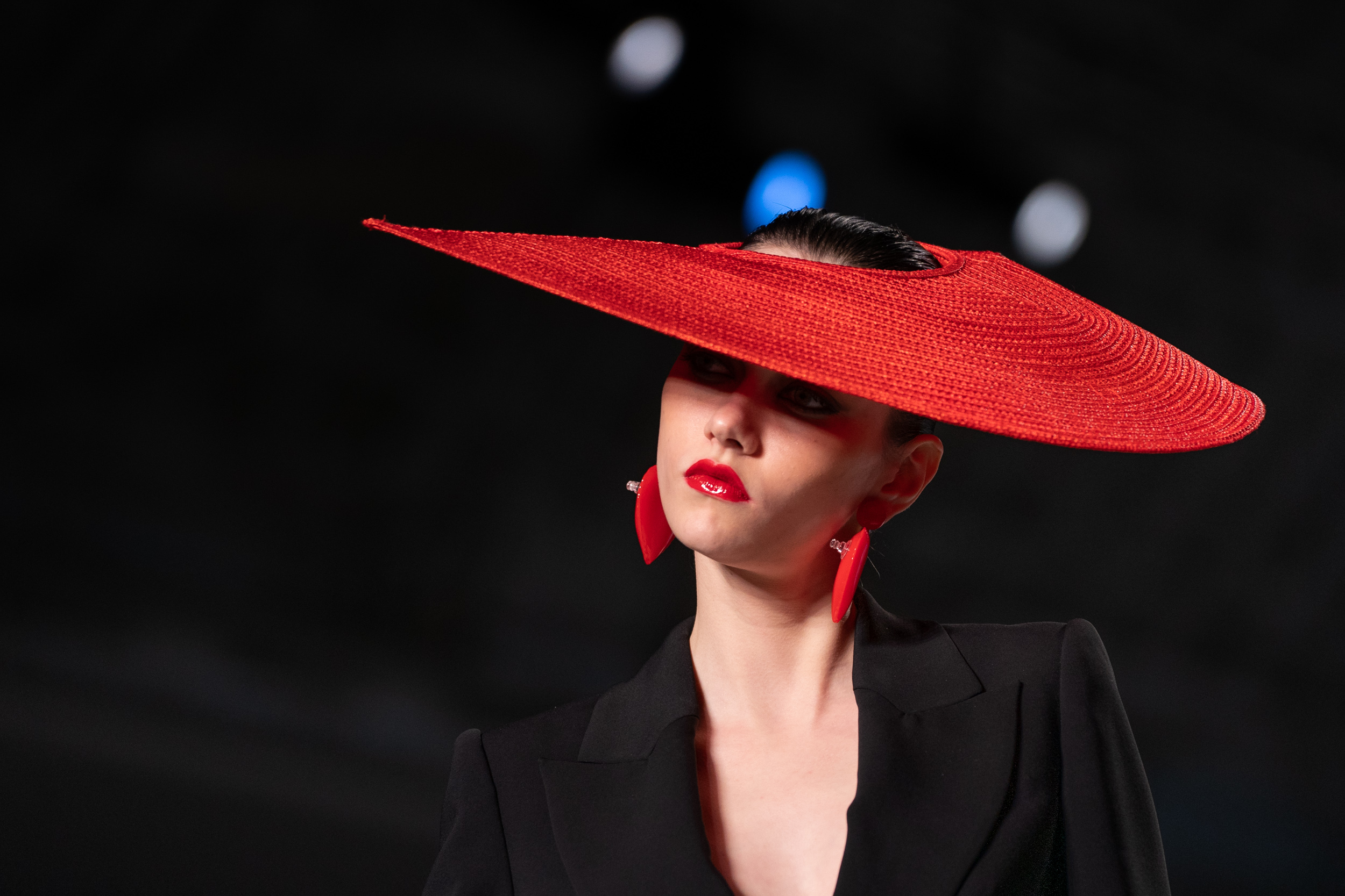 Moschino Spring 2023 Fashion Show Atmosphere | The Impression