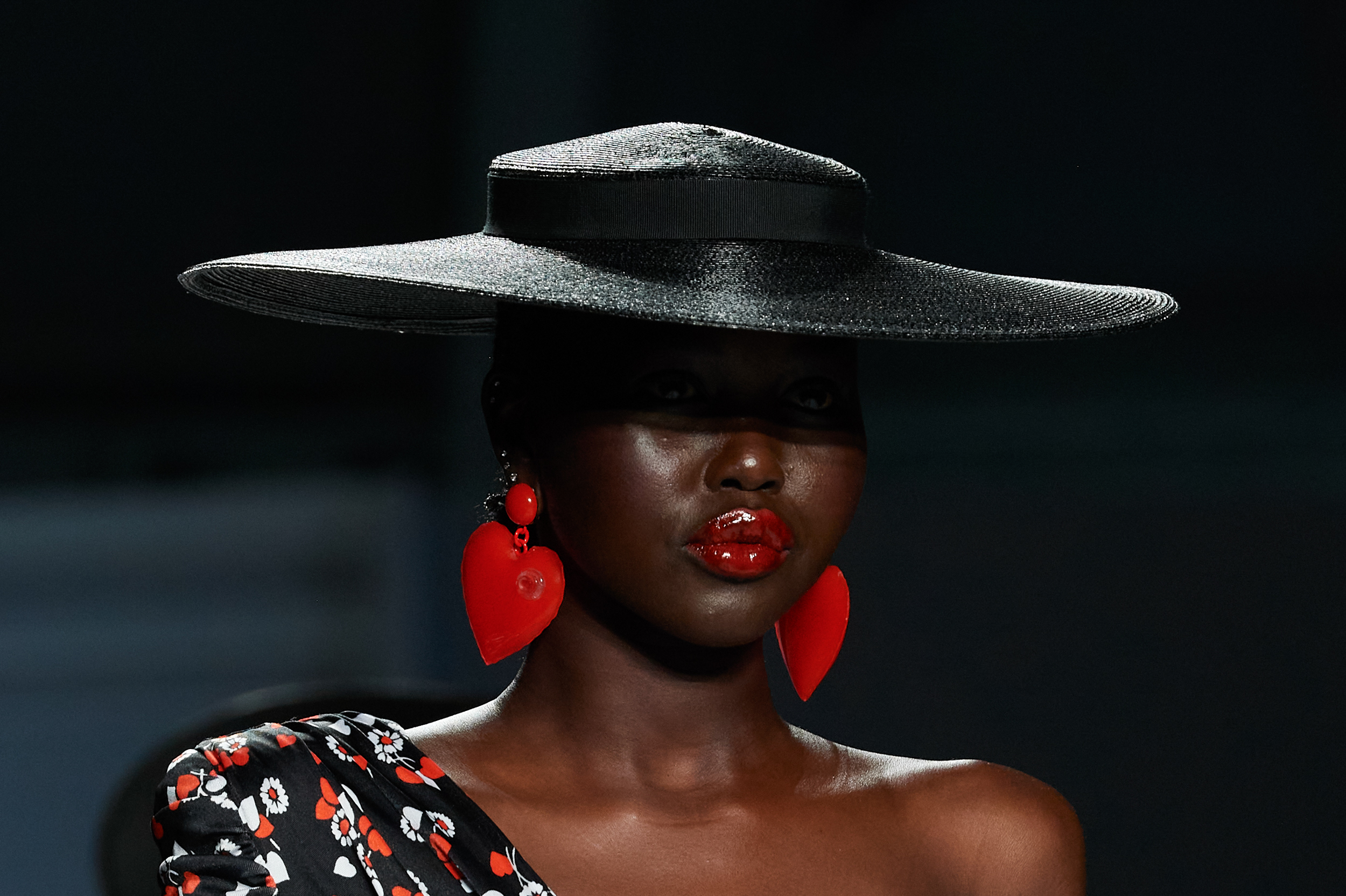 Moschino Spring 2023 Fashion Show Details | The Impression