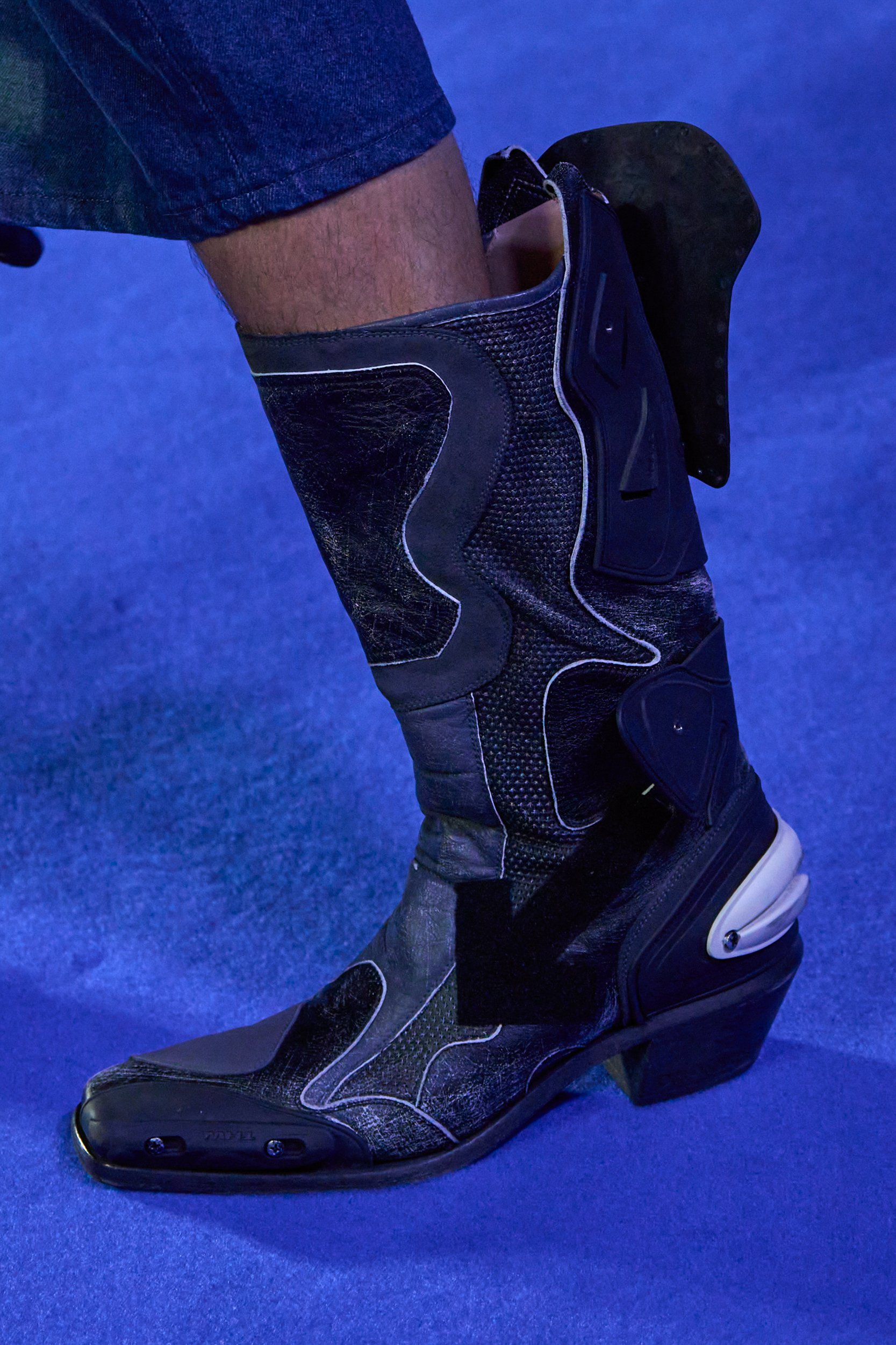 Off-white Spring 2023 Fashion Show Details
