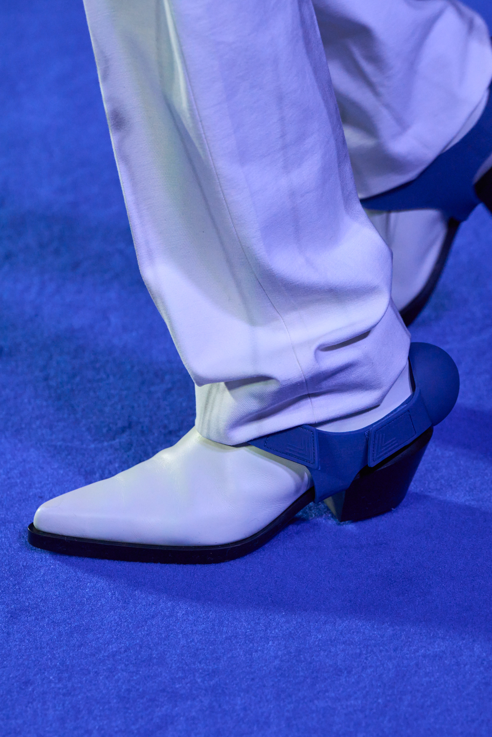 Off-white Spring 2023 Fashion Show Details