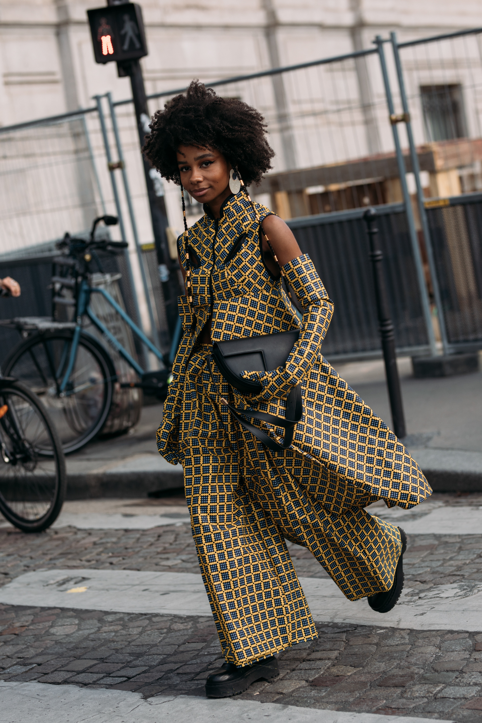 Paris Street Style Spring 2023 Shows