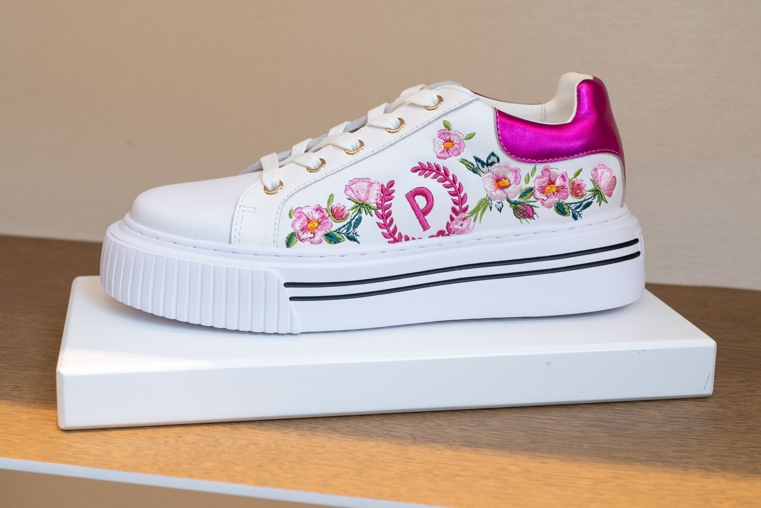 Pollini  Spring 2023 Fashion Show 