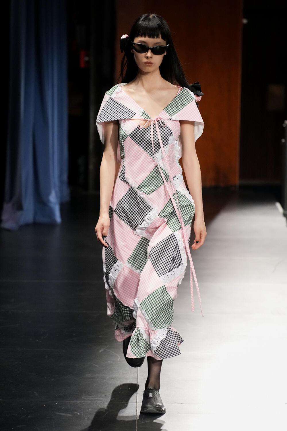 Sandy Liang Spring 2023 Fashion Show | The Impression