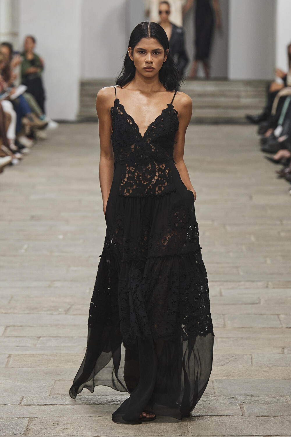 Ermanno Scervino Spring 2023 Fashion Show | The Impression