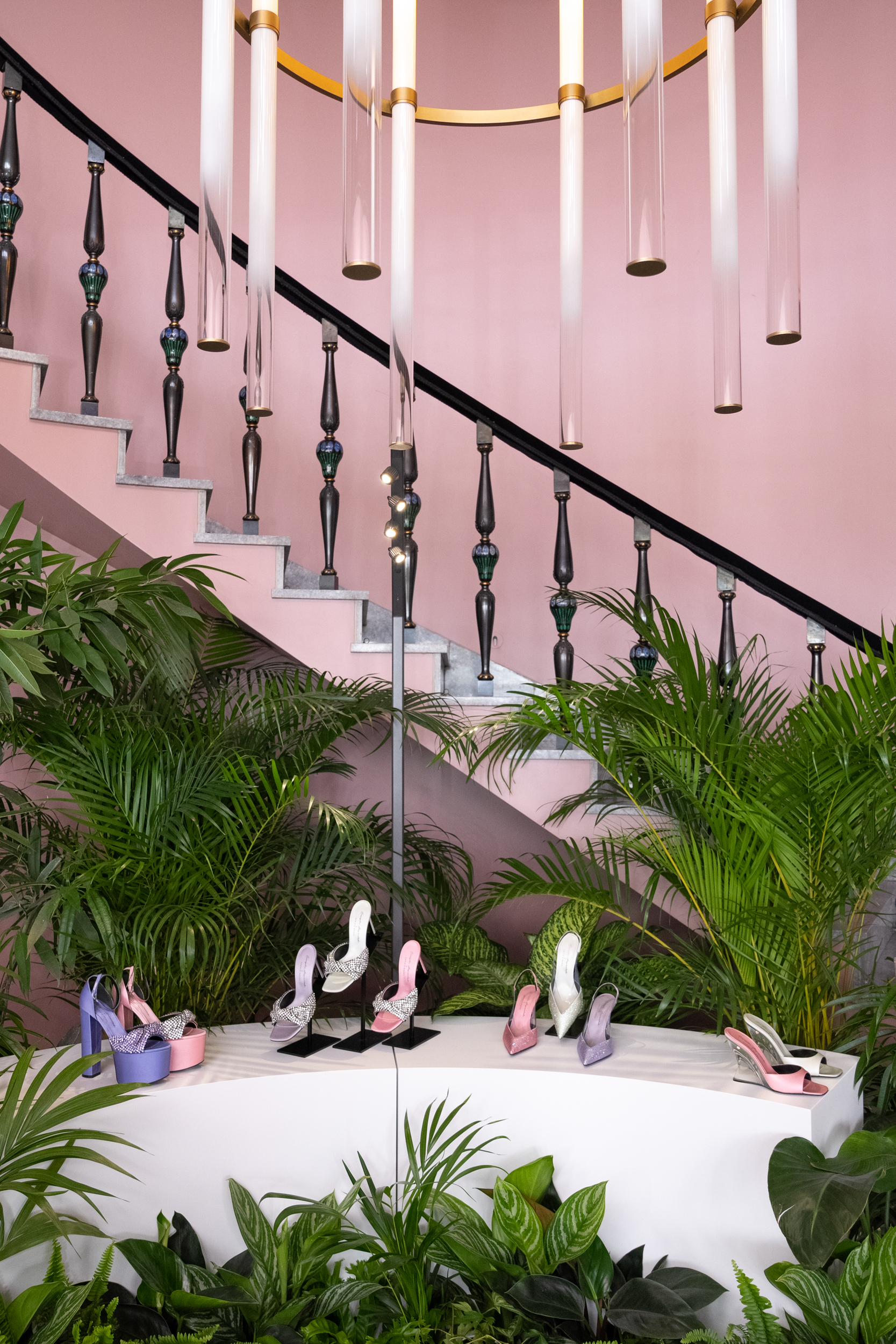 Sergio Rossi  Spring 2023 Fashion Show 
