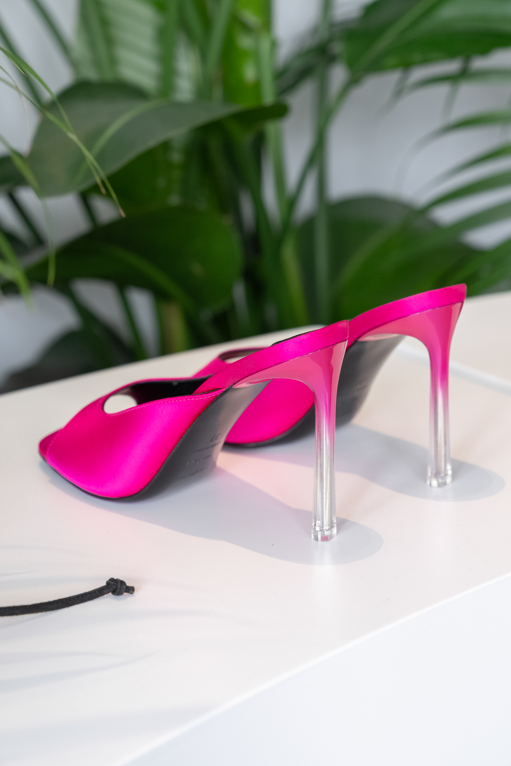 Sergio Rossi  Spring 2023 Fashion Show 