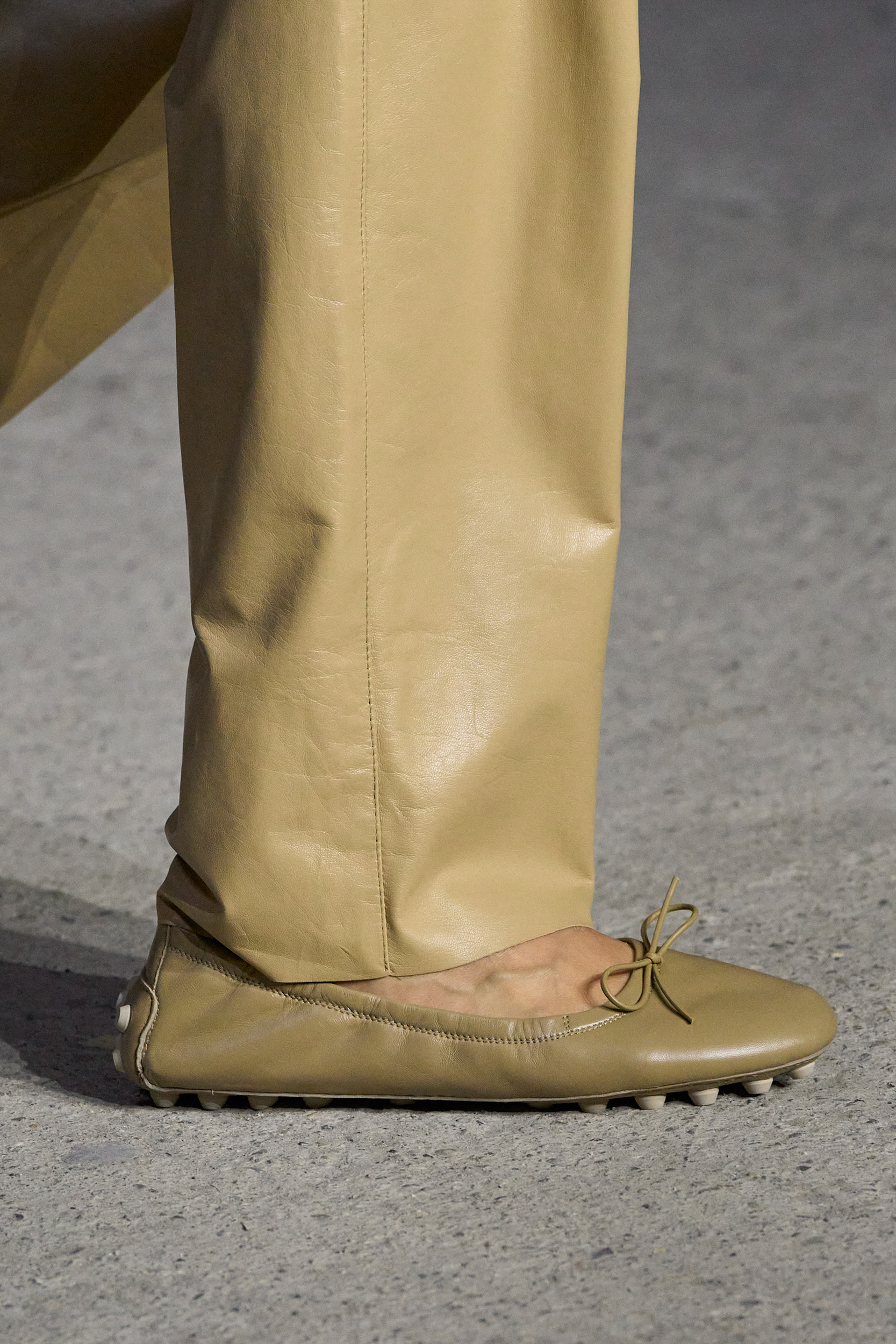 Tods Spring 2023 Fashion Show Details The Impression