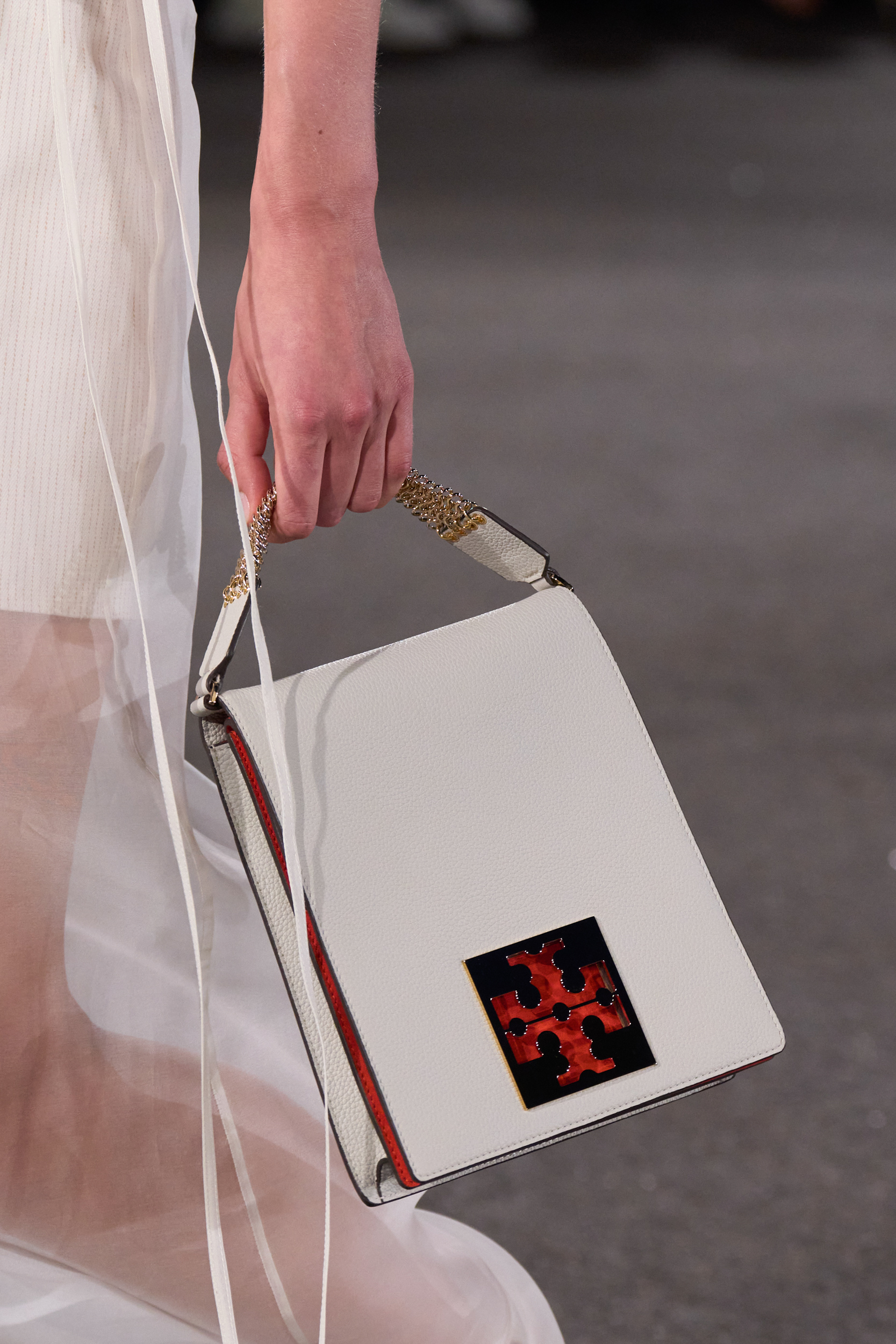 Tory Burch Spring 2023 Fashion Show Details