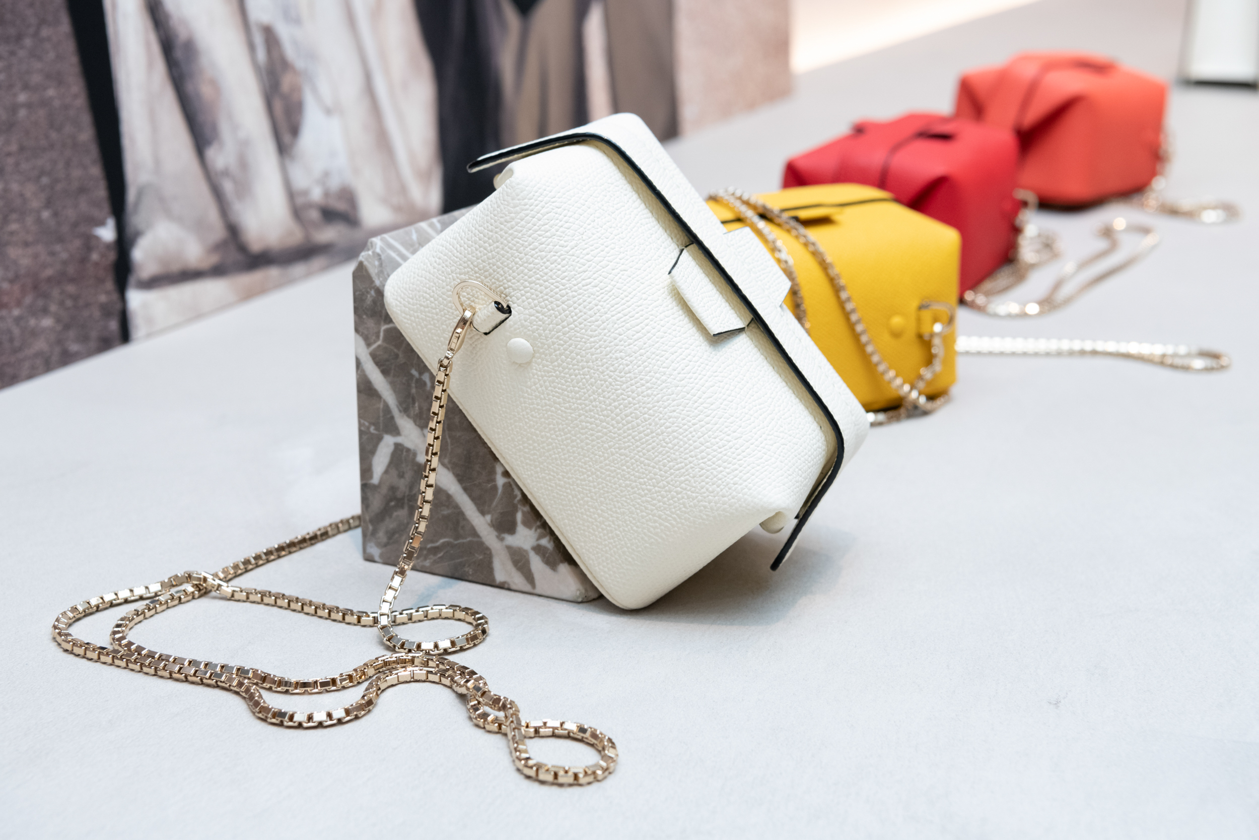 Valextra Review: The Medium Bucket Bag {Updated September 2023