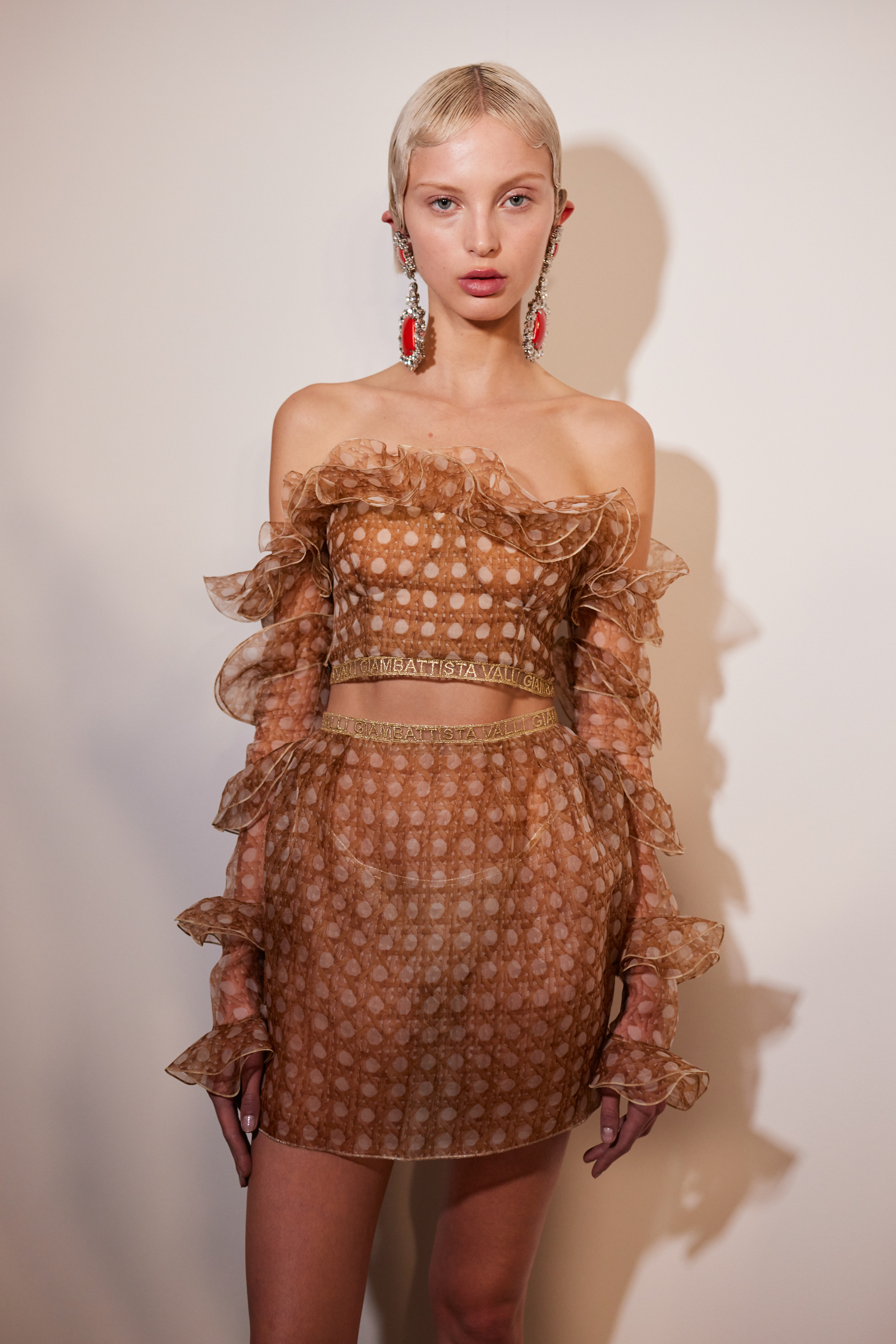 Giambattista Valli Spring 2023 Fashion Show Backstage