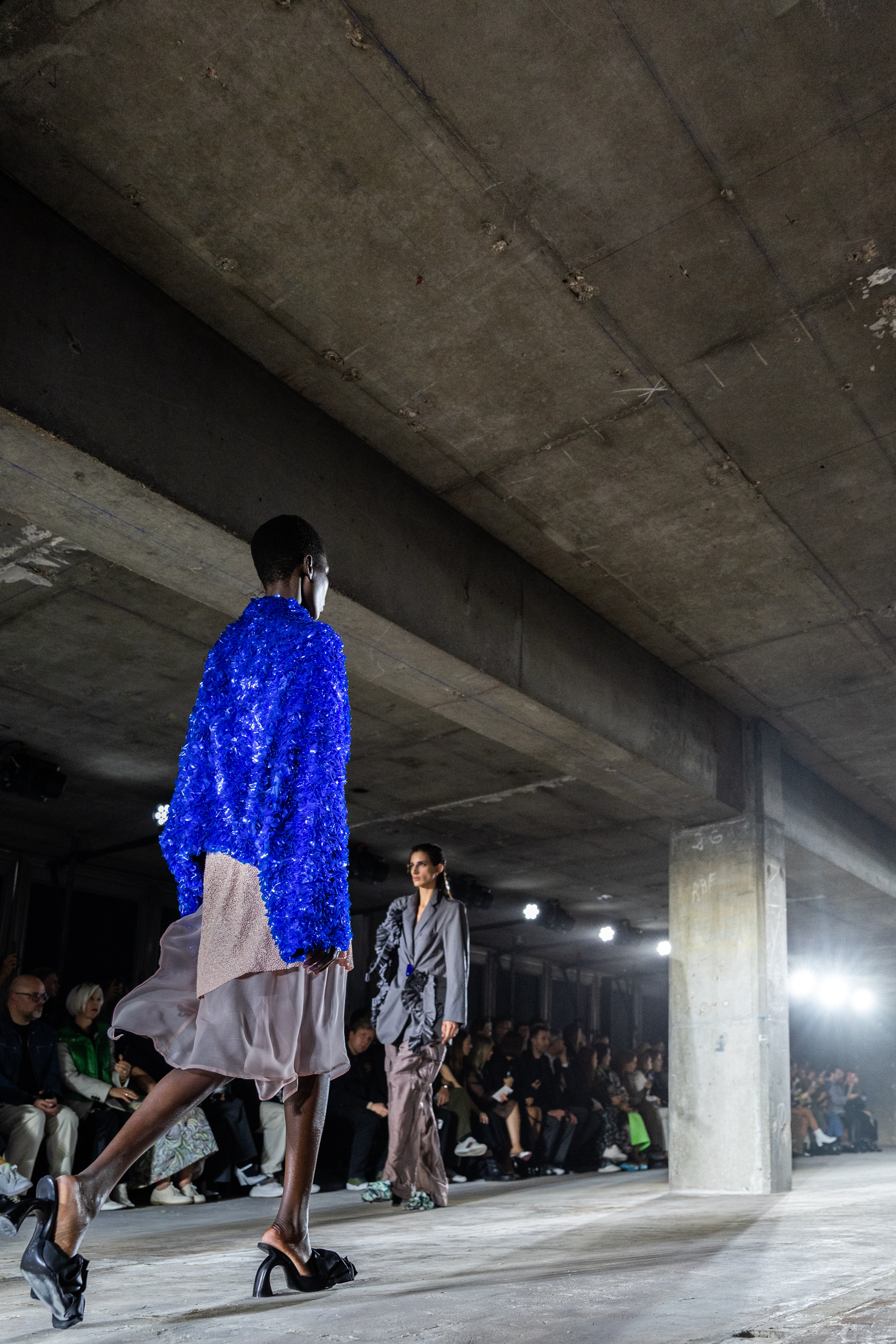 Dries Van Noten Spring 2023 Fashion Show Atmosphere | The Impression