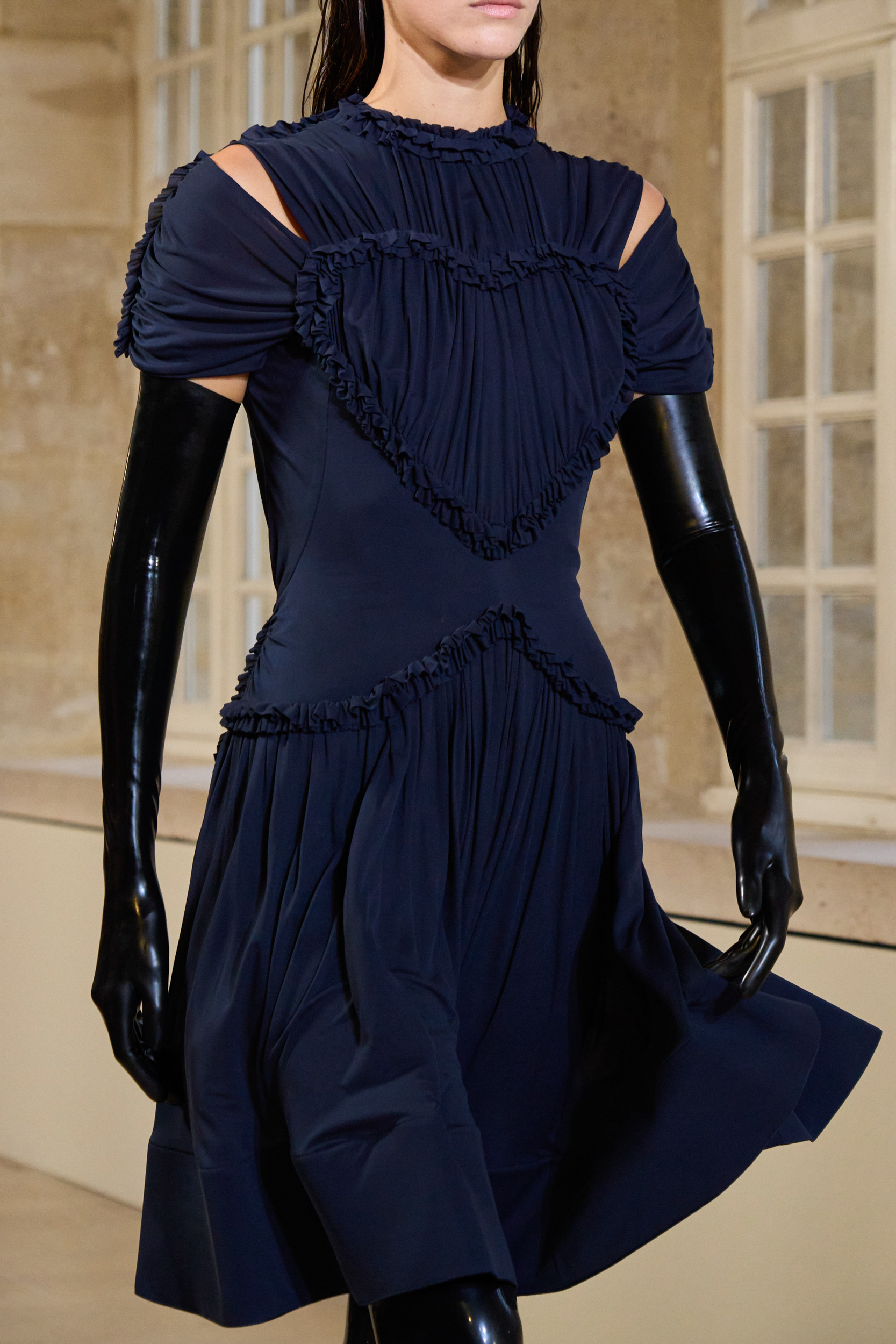 Victoria Beckham Spring 2023 Fashion Show Details