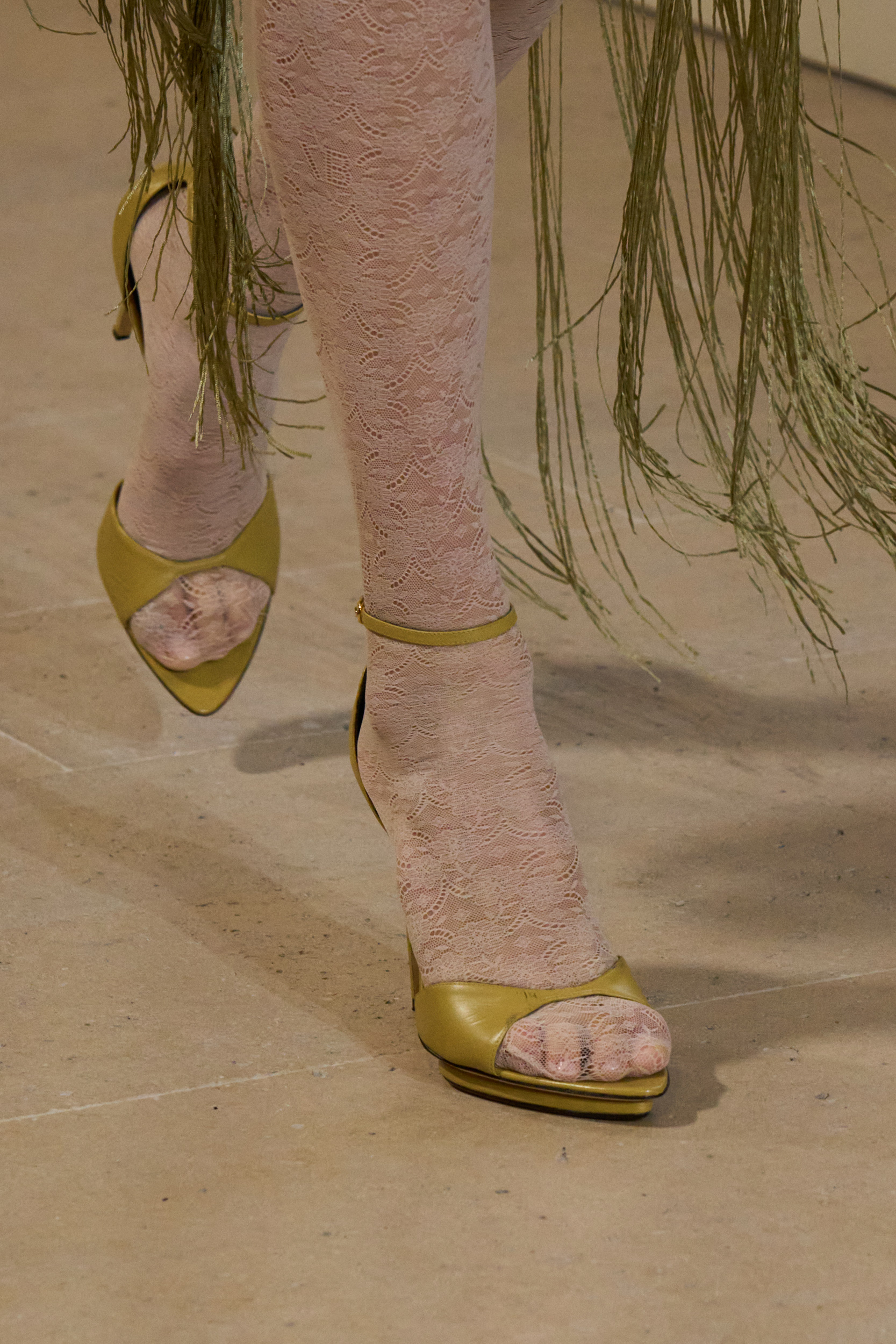 Victoria Beckham Spring 2023 Fashion Show Details