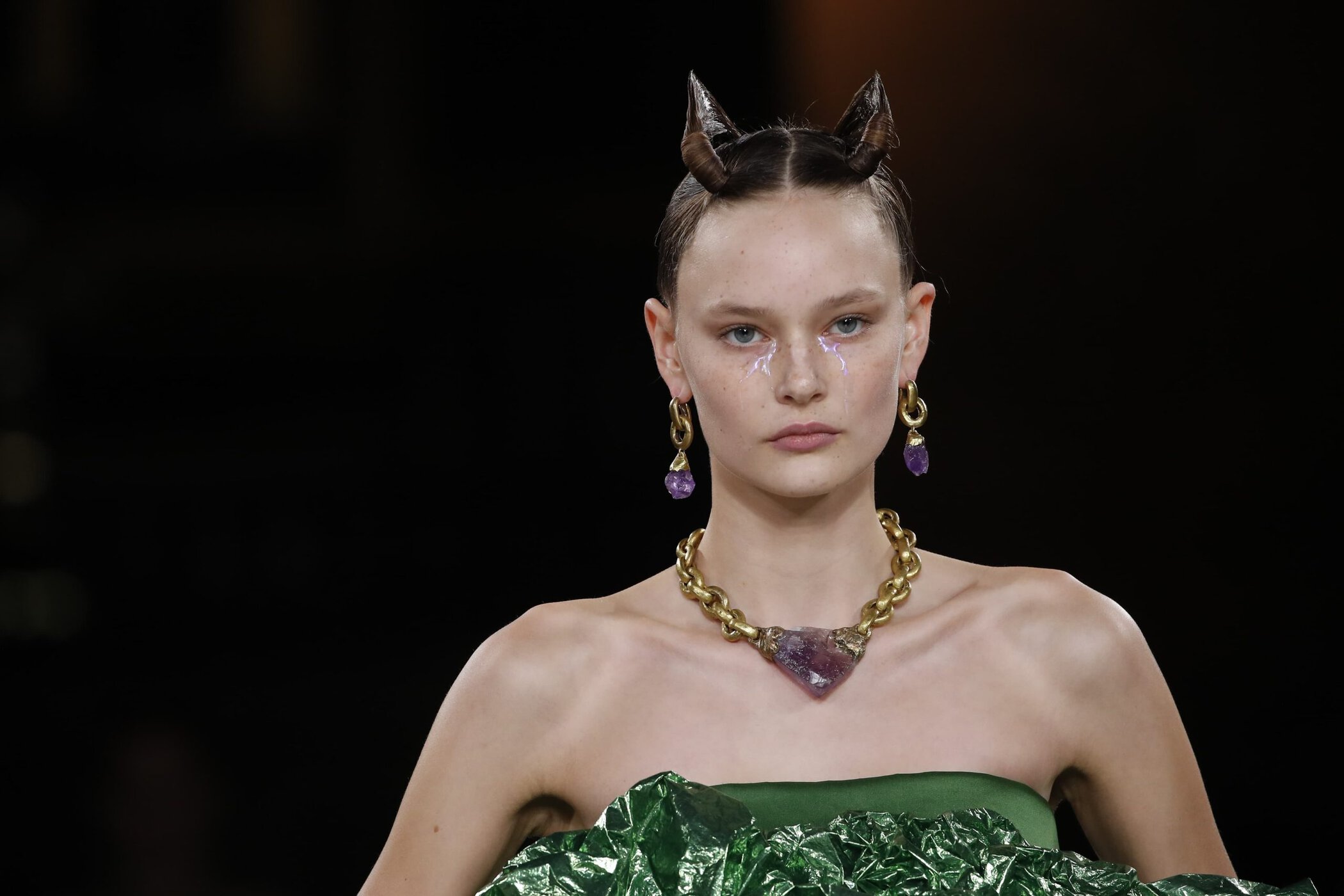 Chokers and Necklaces Spring 2023 Fashion Trend | The Impression