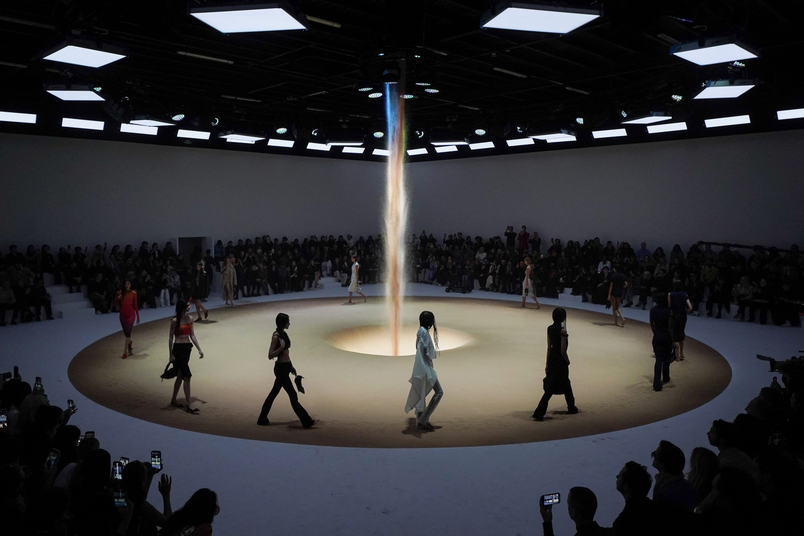 Spring 2023 Fashion Shows Summary The Impression image pic