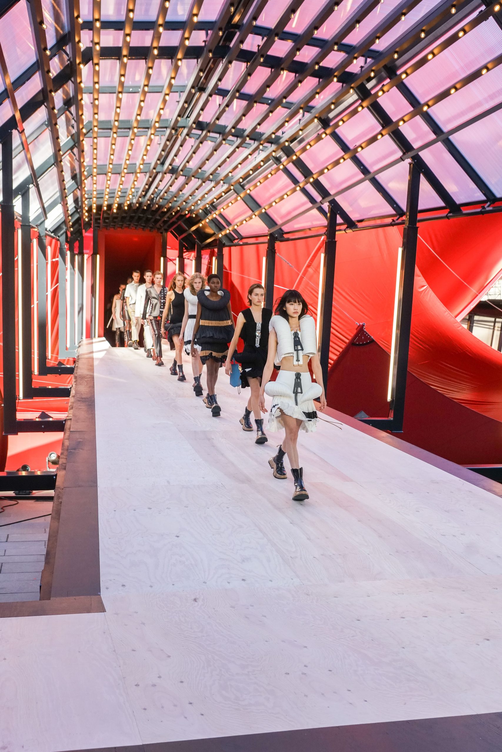 Louis Vuitton Spring 2023 Show Set by La Mode En Images