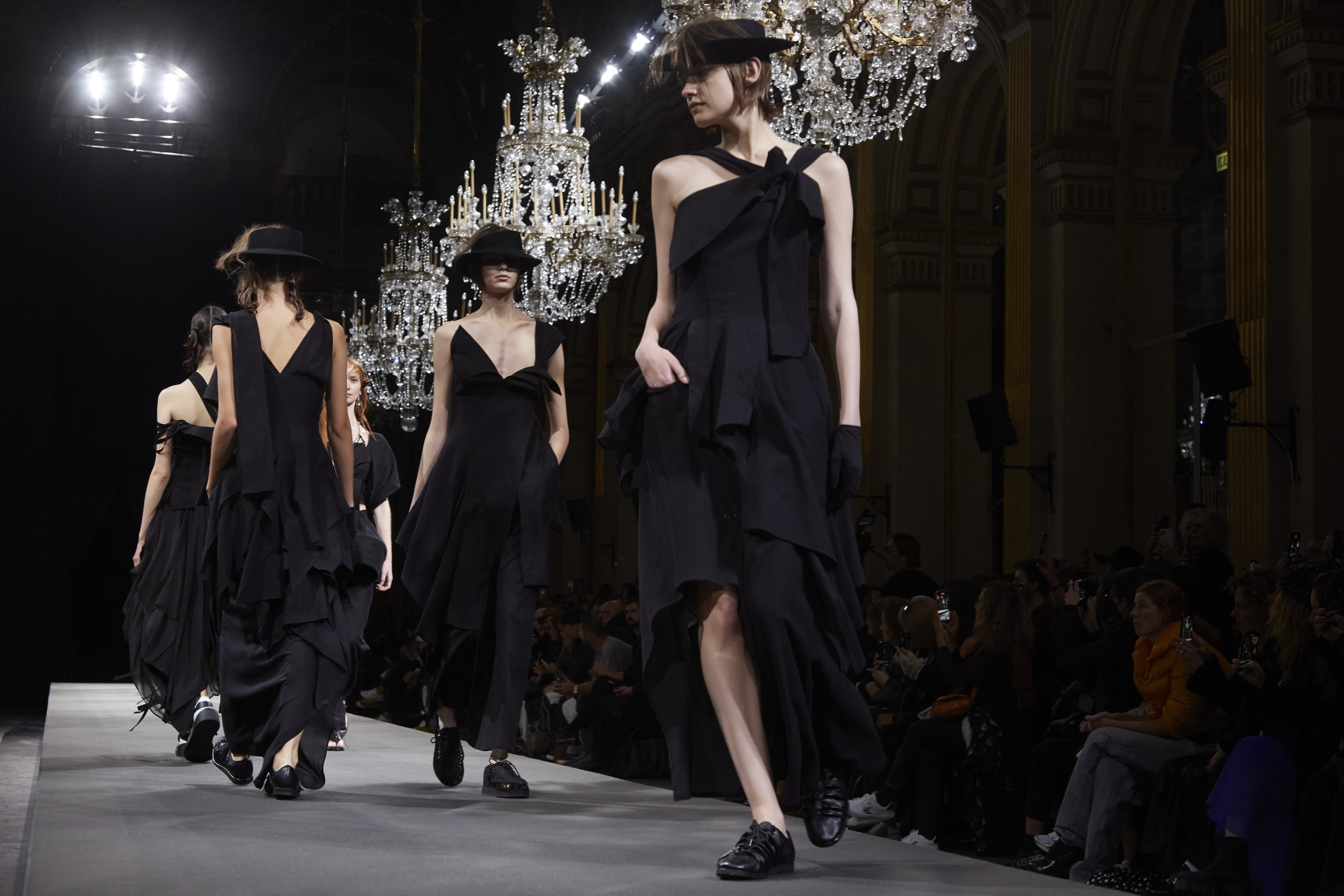 Yohji Yamamoto Spring 2023 Show Set by La Mode En Images