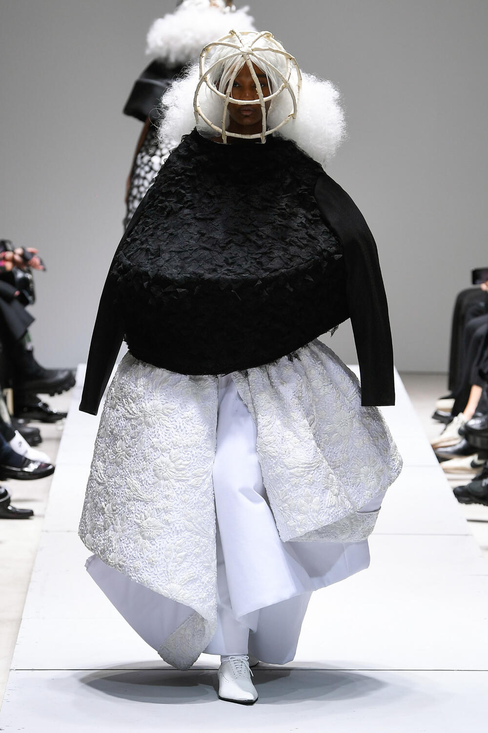 Comme Des Garcons Spring 2023 Fashion Show