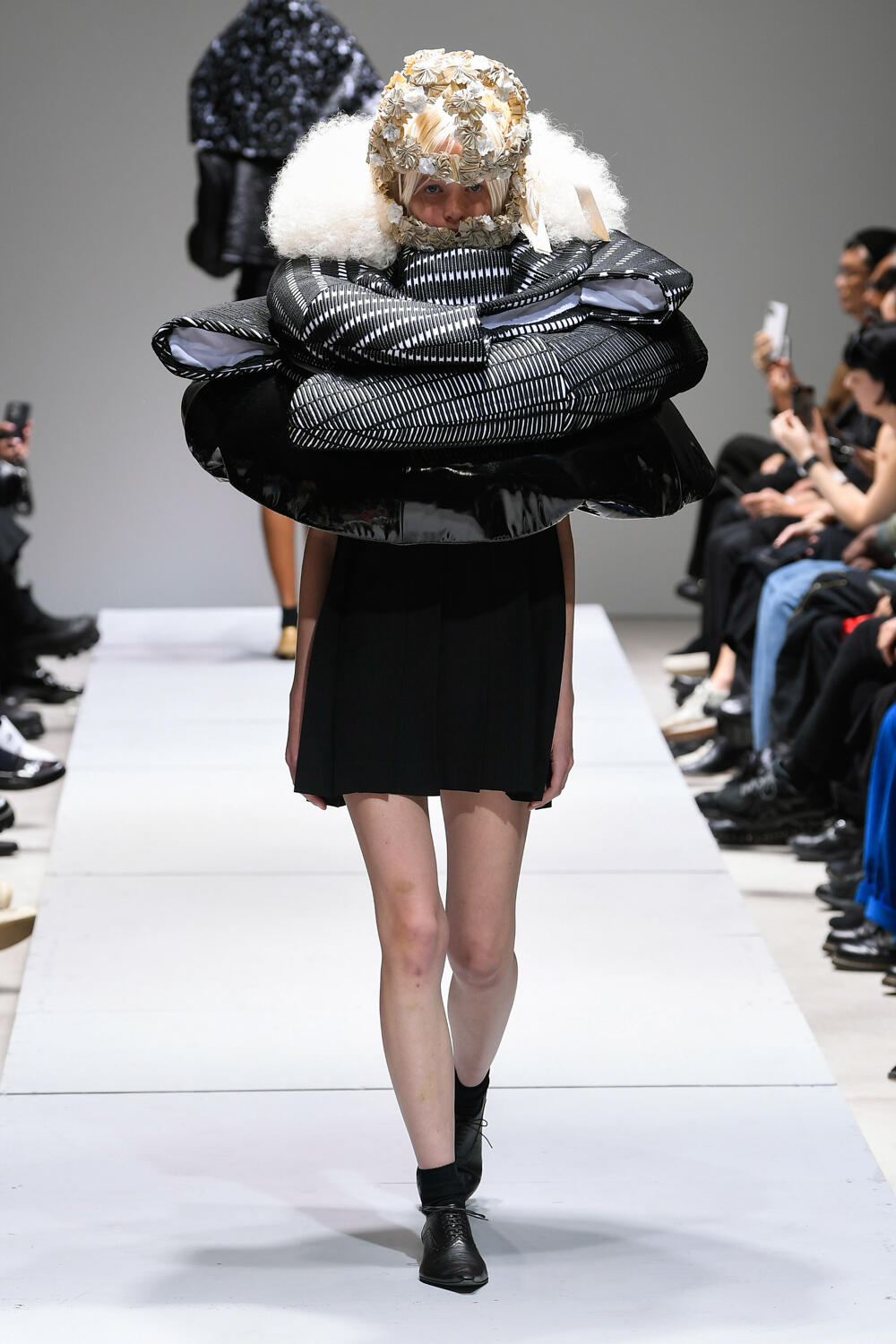 Comme Des Garcons Spring 2023 Fashion Show