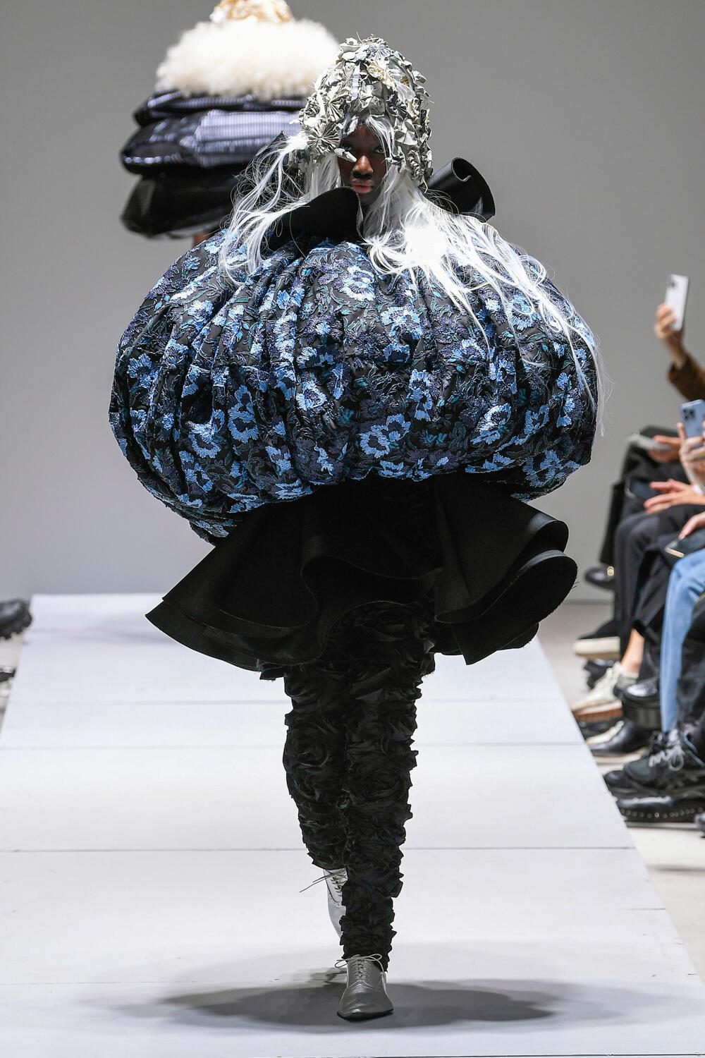 Comme Des Garcons Spring 2023 Fashion Show