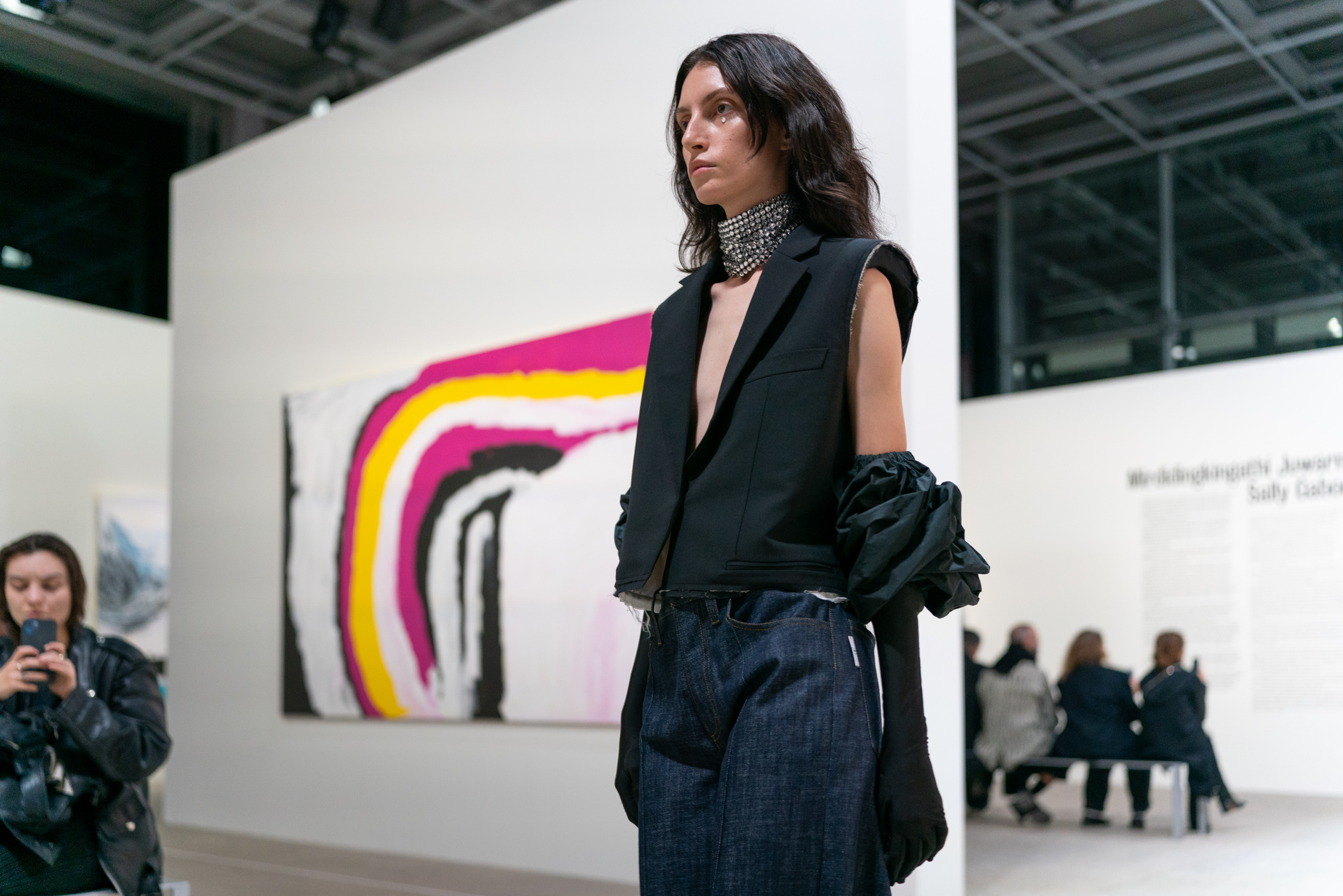 Az Factory Spring 2023 Fashion Show Atmosphere