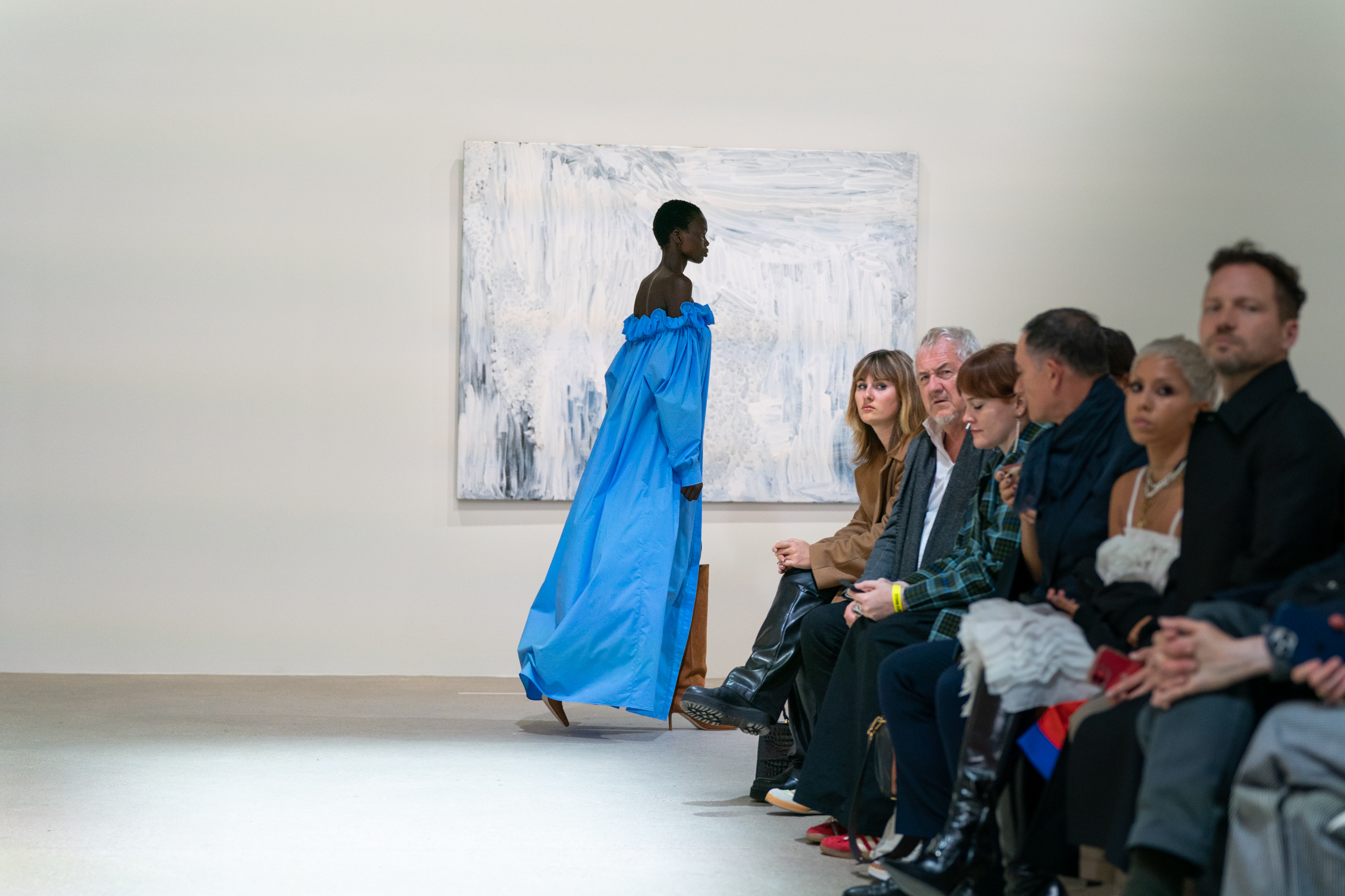 Az Factory Spring 2023 Fashion Show Atmosphere