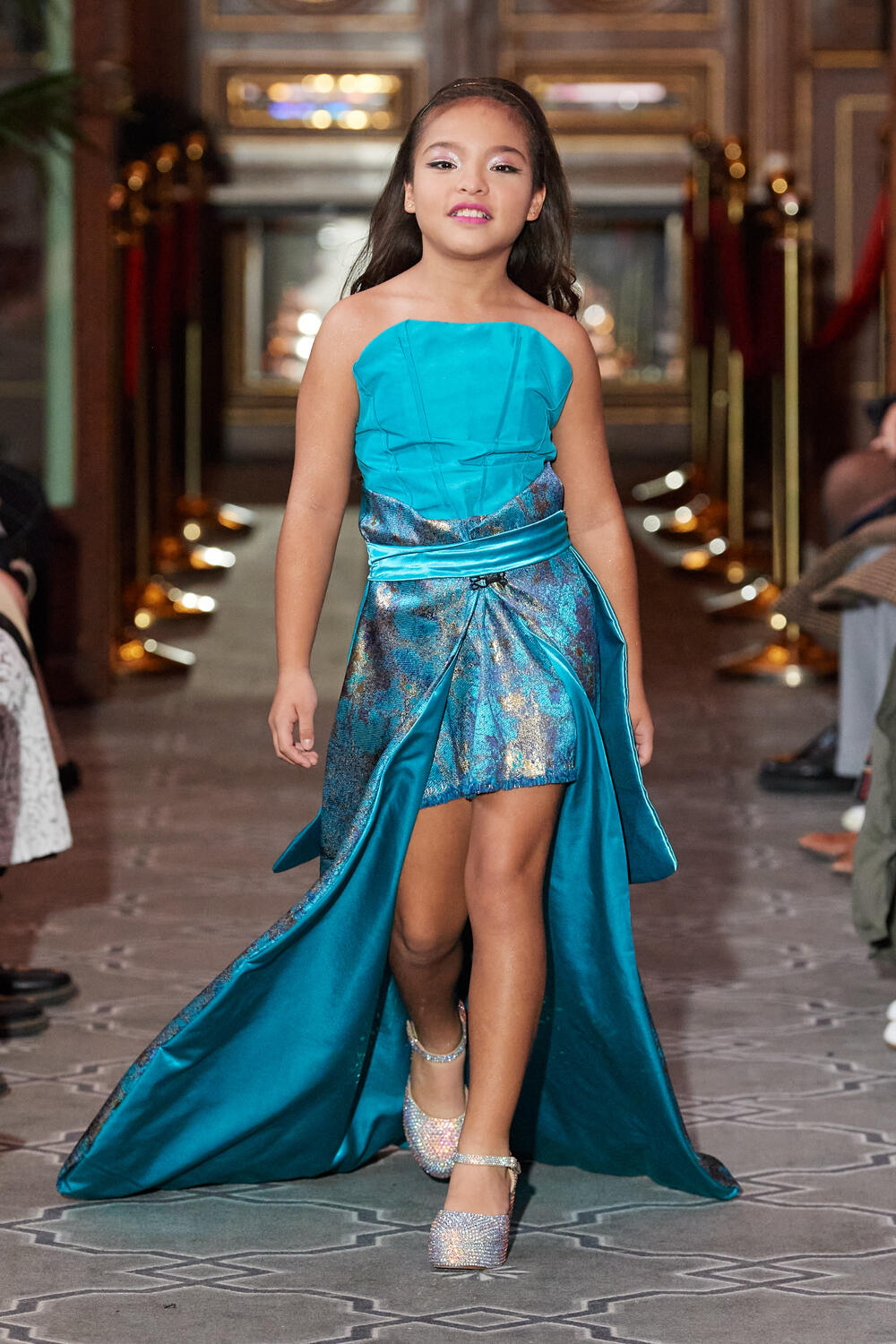 Flying Solo Spring 2023 Fashion Show