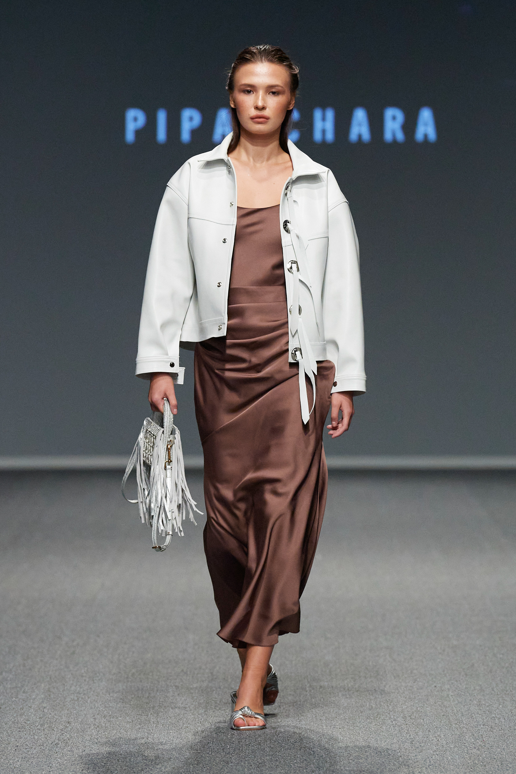 Pipatchara Fall 2022 Couture Fashion Show 