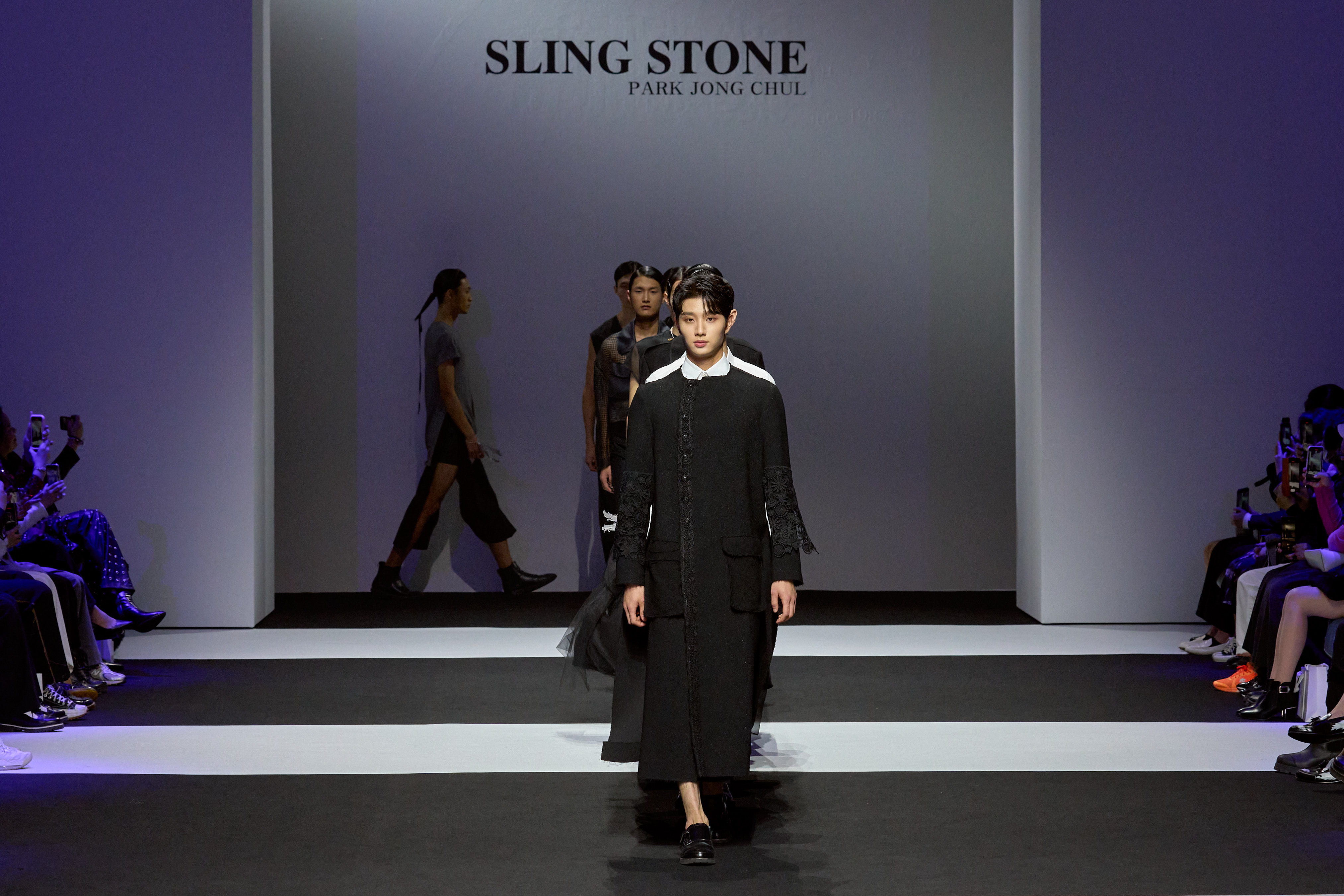 Sling Stone  Spring 2023 Fashion Show 