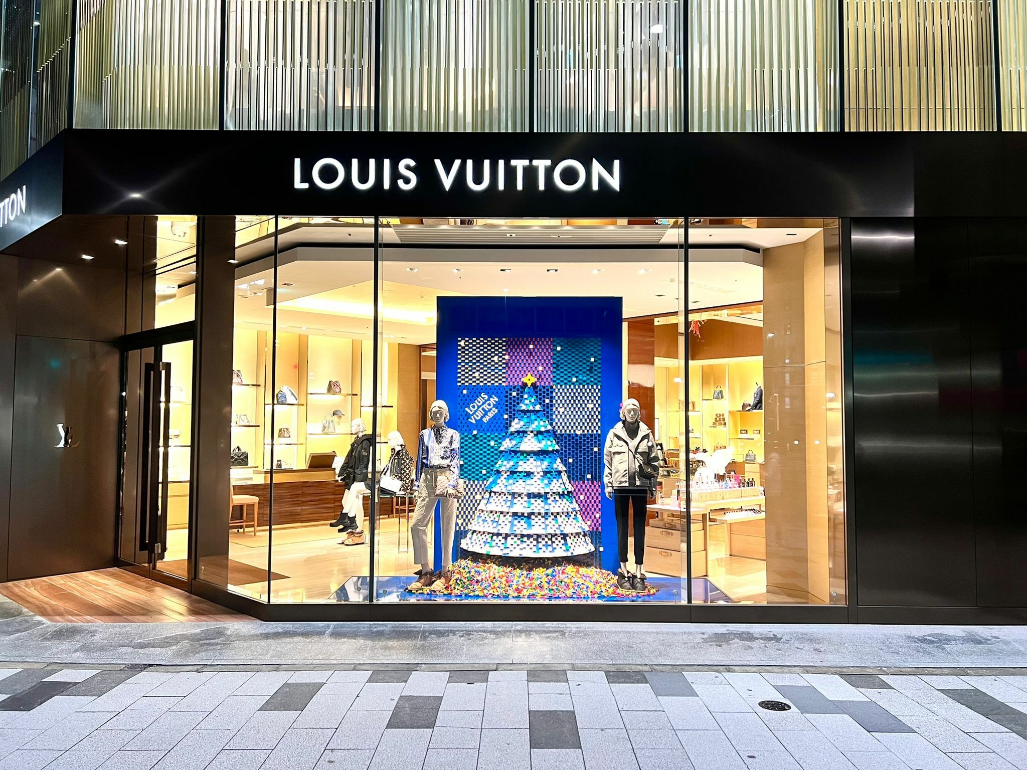 Visual Merchandising News on Instagram: LV Paris Store Design