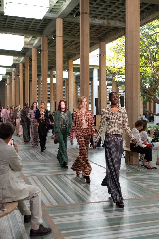 Chanel Métiers d’Art 2023 Fashion Show Atmosphere