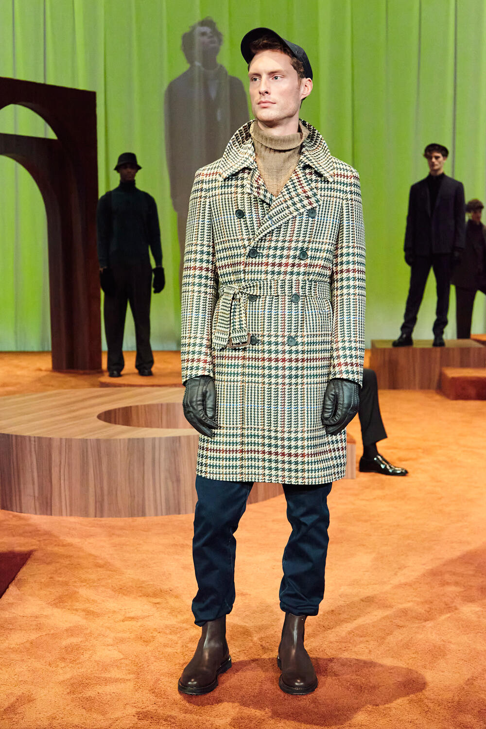 Canali  Fall 2023 Men’s Fashion Show