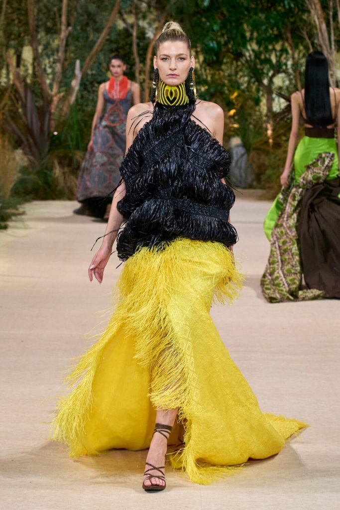 Celia Kritharioti Spring 2023 Couture Fashion Show