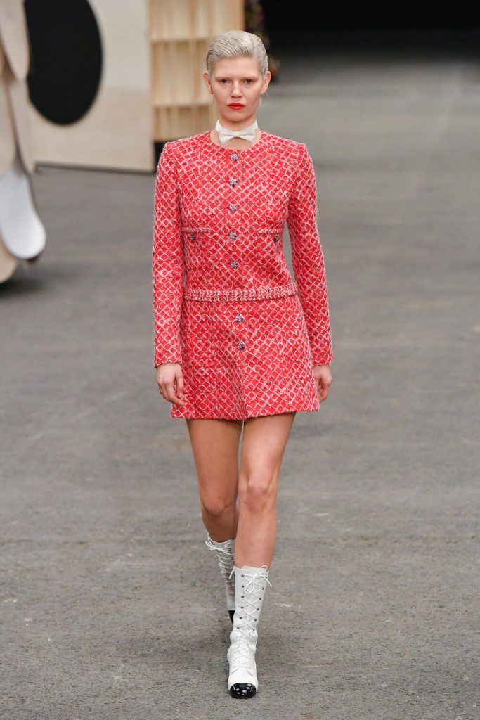 Chanel Spring 2023 Couture Fashion Show