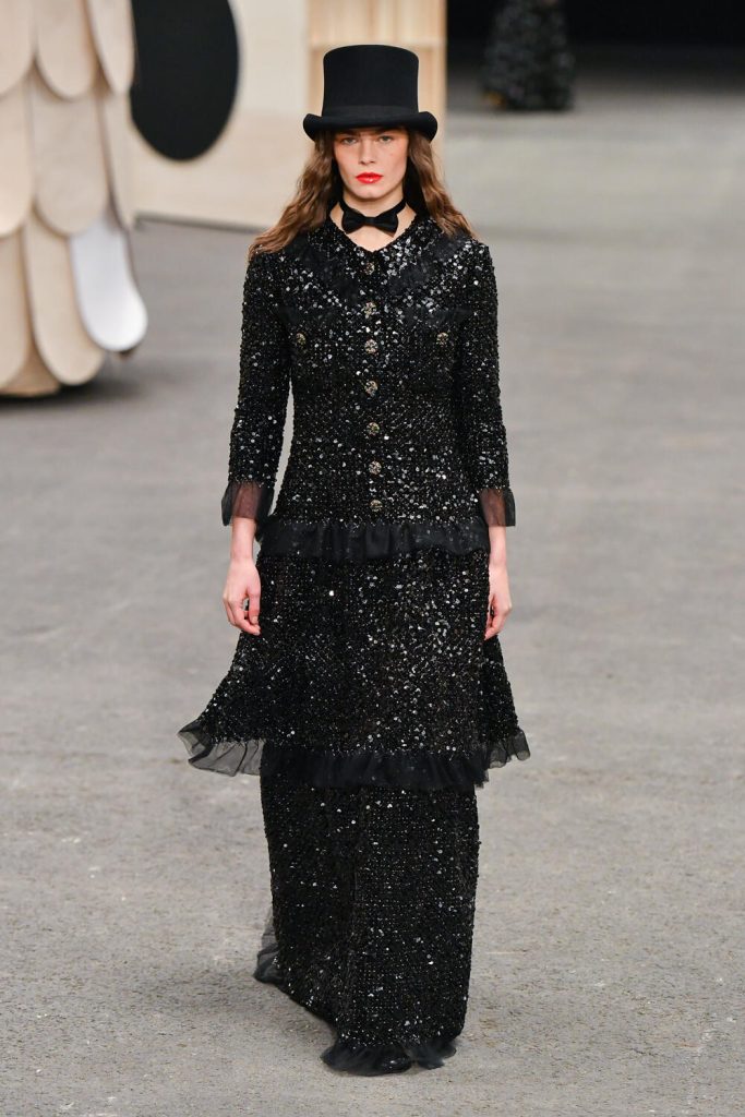 Chanel Spring 2023 Couture Fashion Show