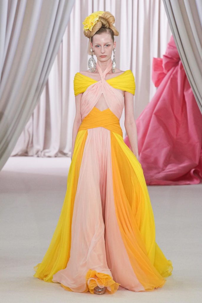 Giambattista Valli Spring 2023 Couture Fashion Show