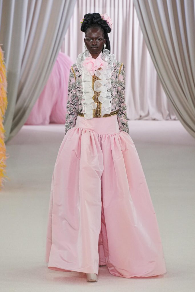 Giambattista Valli Spring 2023 Couture Fashion Show