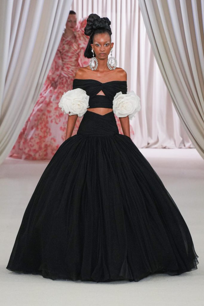 Giambattista Valli Spring 2023 Couture Fashion Show