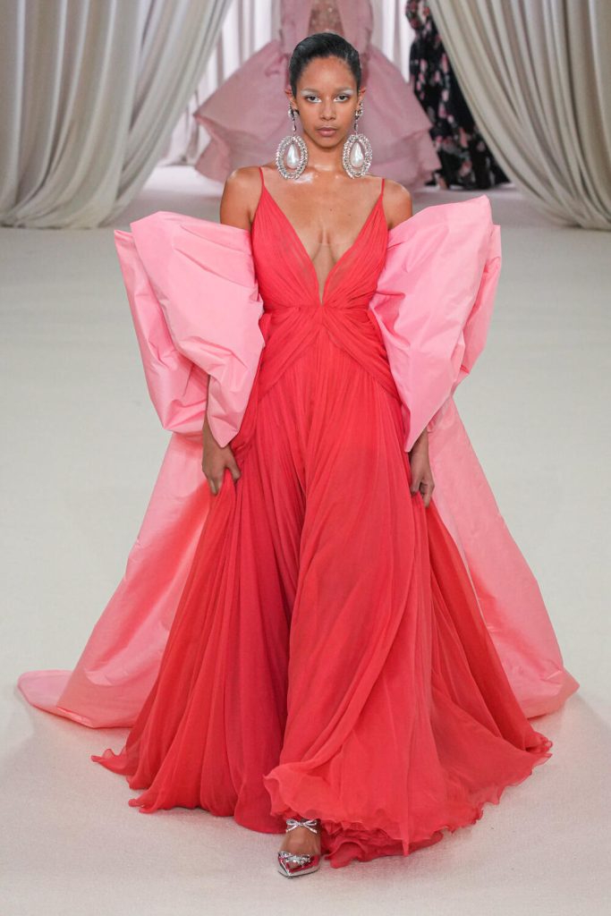 Giambattista Valli Spring 2023 Couture Fashion Show