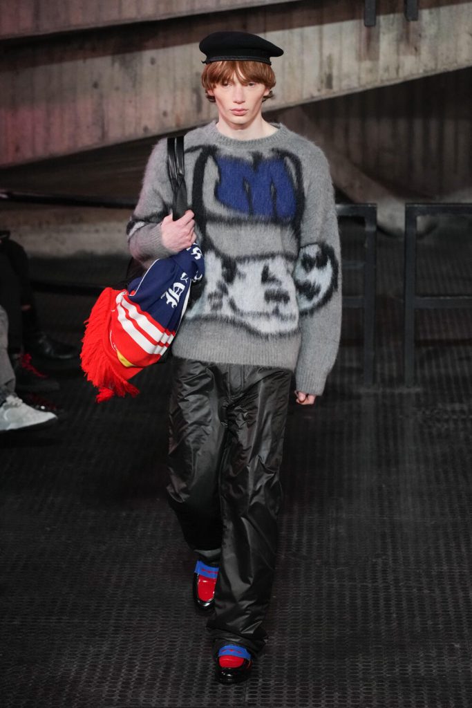 MEN+FASHION  Mens backpack fashion, Sneakers men fashion, Louis