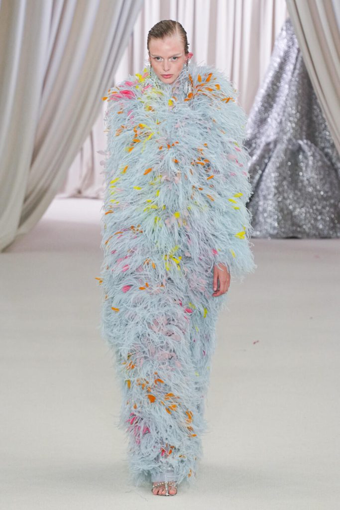 Giambattista Valli Spring 2023 Couture Fashion Show