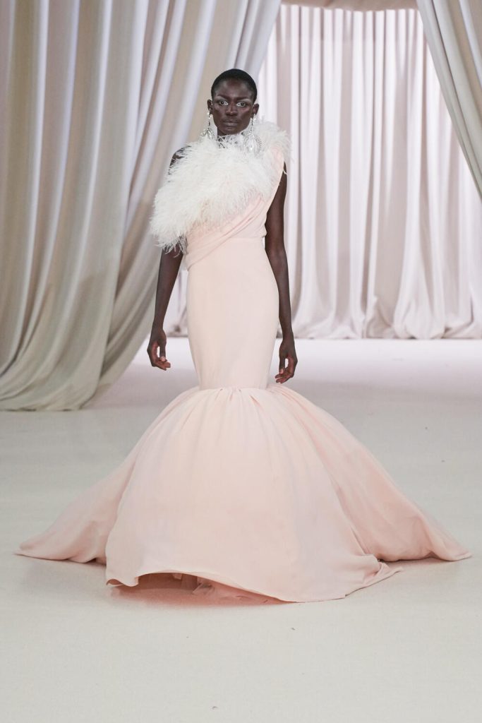 Giambattista Valli Spring 2023 Couture Fashion Show