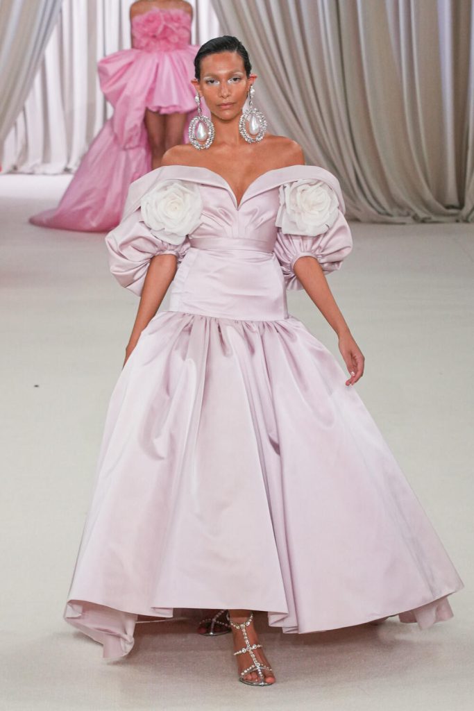 Giambattista Valli Spring 2023 Couture Fashion Show