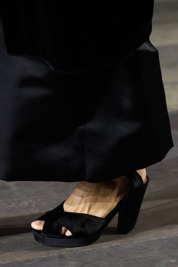 Christian Dior Spring 2023 Couture Fashion Show Details