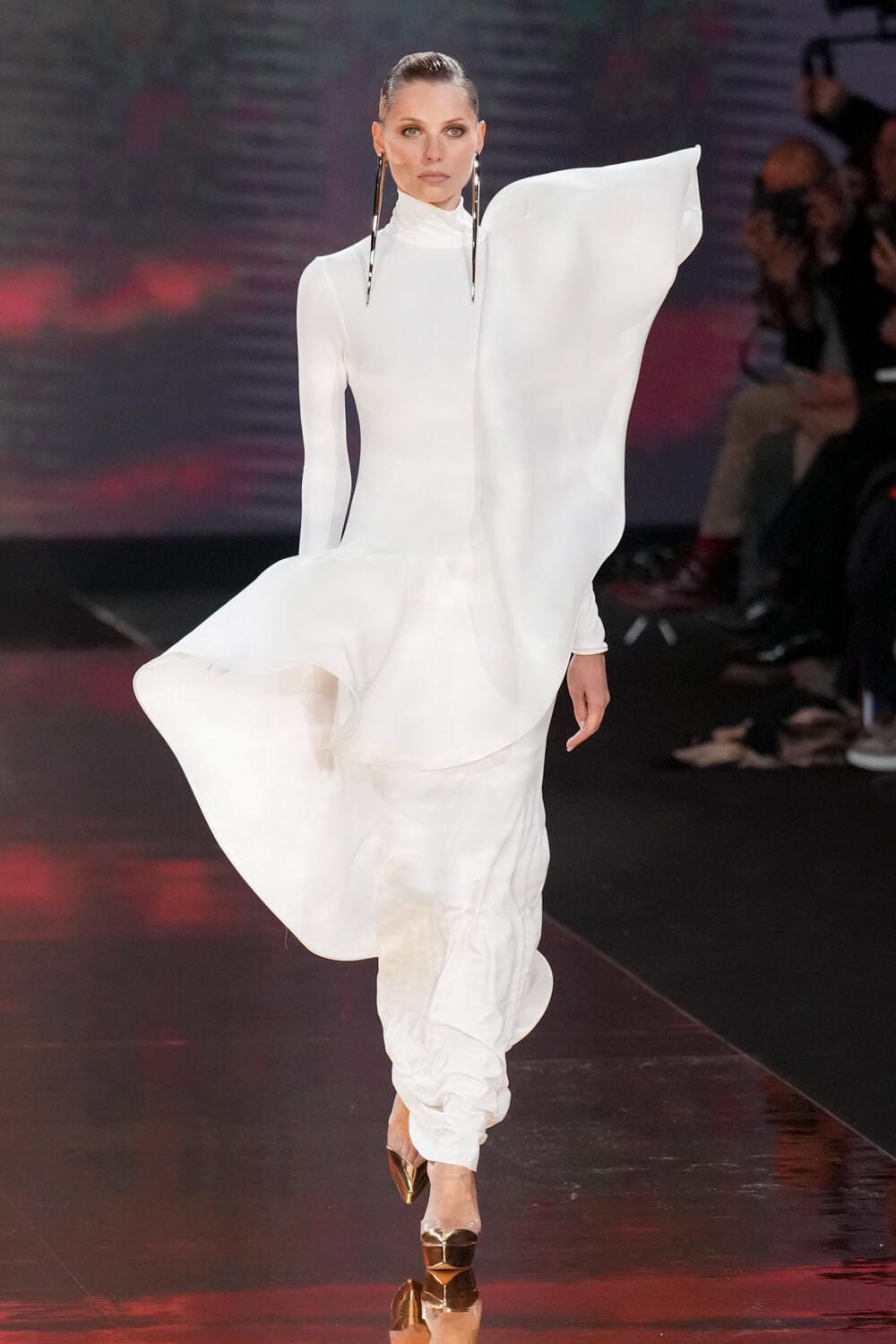 Stephane Rolland Spring 2023 Couture Fashion Show