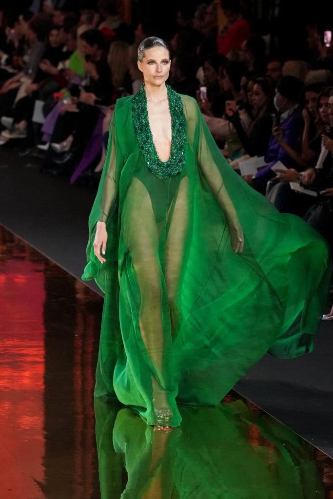 Stephane Rolland Spring 2023 Couture Fashion Show